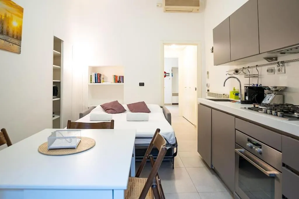 Apartamento Bilocale Nel Cuore Di Moscova Milão Itália